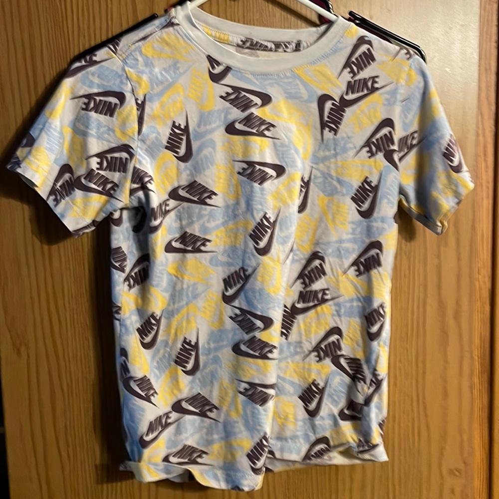 Nike size L